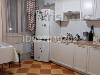 1-бөлмелі пәтер, 40 м², 3/9 қабат, мкр Аксай-1А 31а, бағасы: 26 млн 〒 в Алматы, Ауэзовский р-н