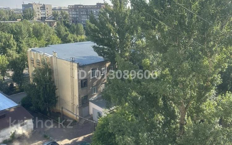 3-комнатная квартира · 58 м² · 8/9 этаж, мкр Новый Город, Нуркена Абдирова 19 за 17.5 млн ₸ в Караганде, Казыбек би р-н — фото 13