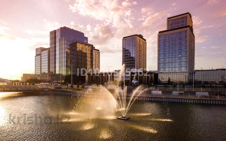 2-комнатная квартира · 107 м² · 8/10 этаж, Сыганак 17 за 900 000 ₸ в Астане, Нура р-н — фото 2