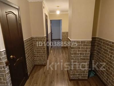 2-бөлмелі пәтер · 72 м² · 5/9 қабат, мкр 12 49, бағасы: 24 млн ₸ в Актобе