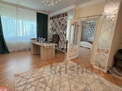 4-комнатная квартира · 135 м² · 39/43 этаж, Достык 5/1 за 70 млн 〒 в Астане, Есильский р-н