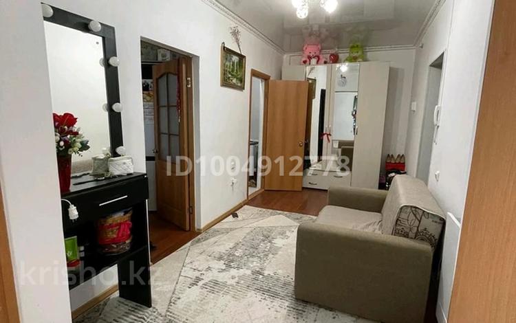 1-комнатная квартира · 53 м², 10мкр21дом за 17.5 млн ₸ в Аксае — фото 2