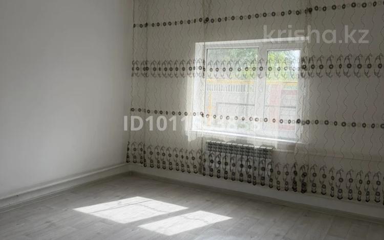 Отдельный дом · 4 комнаты · 45 м² · 7.41 сот., Несибе 54 за 9 млн ₸ в Таразе — фото 2