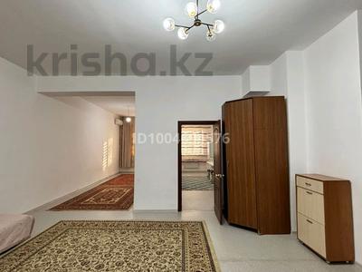 1-комнатная квартира · 73 м², Мкр 19а за 130 000 ₸ в Актау, 19А мкр