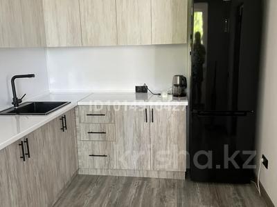 2-комнатная квартира · 50 м² · 1/5 этаж, 15-й микрорайон 2 — Шаяхметова за 20 млн ₸ в Шымкенте, Аль-Фарабийский р-н