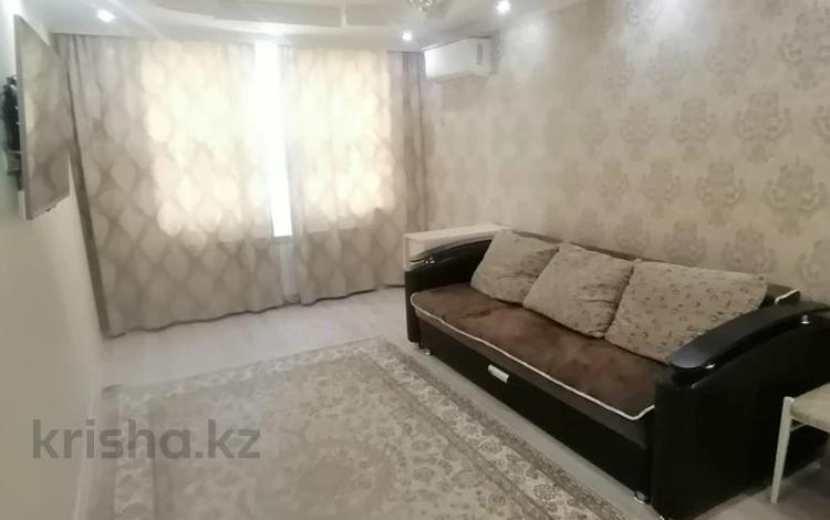3-комнатная квартира · 67 м² · 2/5 этаж, мкр 8, бр жубановых за 26.5 млн 〒 в Актобе — фото 2