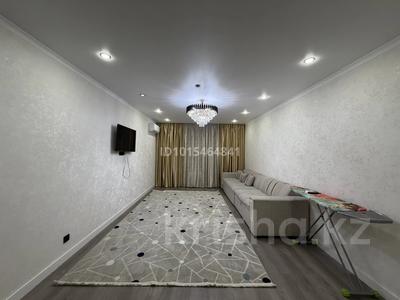 2-комнатная квартира · 75 м² · 14/16 этаж, мкр Акжайык, Толеметова 85 за 20 000 ₸ в Шымкенте, Абайский р-н