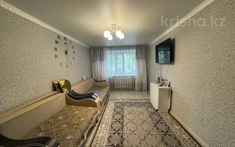 2-бөлмелі пәтер · 43.5 м² · 1/4 қабат, пр. Момышулы, бағасы: 8.5 млн ₸ в Темиртау — фото 2