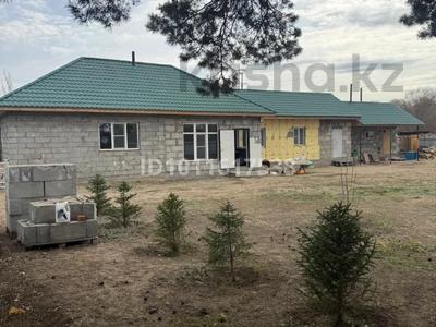 Отдельный дом · 2 комнаты · 150 м² · 12 сот., Нижняя 1г за 50 млн 〒 в Семее, Красный Кордон