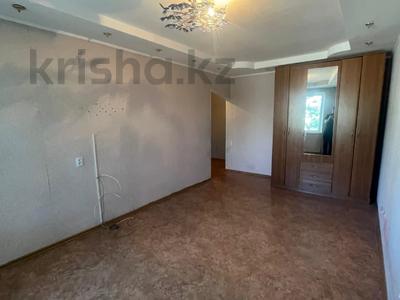 2-бөлмелі пәтер · 56 м² · 2/5 қабат, мкр 8, братья жубановых, бағасы: 15.5 млн ₸ в Актобе