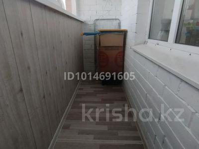 1-бөлмелі пәтер · 46 м² · 4/4 қабат, Иманова 9, бағасы: 12 млн ₸ в Акколе