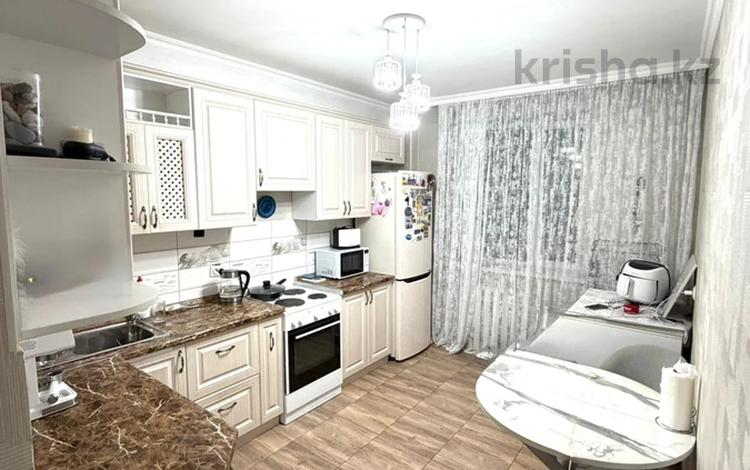 2-бөлмелі пәтер · 75 м² · 11/15 қабат, Б. Момышулы 14, бағасы: 34.5 млн ₸ в Астане, Алматы р-н — фото 2