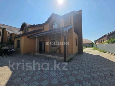 Отдельный дом · 5 комнат · 200 м² · 6 сот., мкр Нурсая, Чердабаева 14 за 800 000 ₸ в Атырау