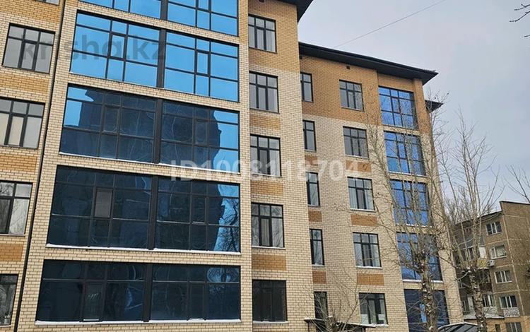 3-комнатная квартира · 98 м² · 5/5 этаж, мкр Юго-Восток 17/4 — 12 сесяцев за 35 млн 〒 в Караганде, Казыбек би р-н — фото 2