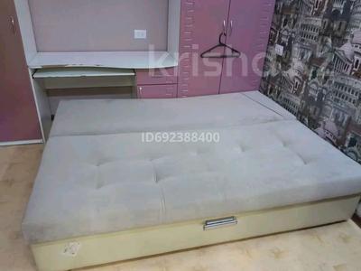 3-комнатная квартира · 50 м² · 4/5 этаж, Кердери 143 — Алмазова и Маметова за 200 000 〒 в Уральске