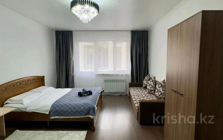 2-бөлмелі пәтер · 86 м² · 2/16 қабат, Навои 37 — Джандосова Навои, бағасы: 25 000 ₸ в Алматы, Ауэзовский р-н — фото 38