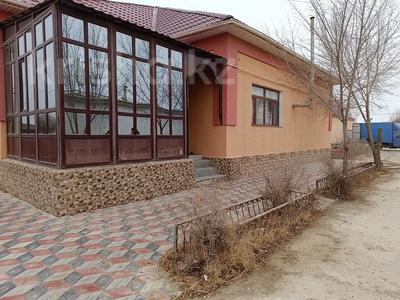 Часть дома · 5 комнат · 194.8 м² · 4 сот., Калмак сексенбаев 42А за ~ 28.4 млн 〒 в 