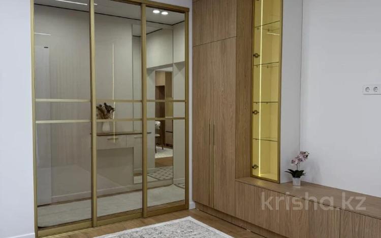 1-бөлмелі пәтер · 44 м² · 5/9 қабат, мкр Самал-2 56, бағасы: ~ 52.9 млн ₸ в Алматы, Медеуский р-н — фото 3