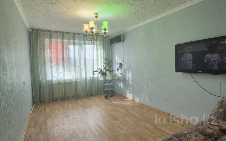 3-бөлмелі пәтер, 70.6 м², 5/5 қабат, мкр 11, бағасы: 16.5 млн 〒 в Актобе, мкр 11 — фото 13