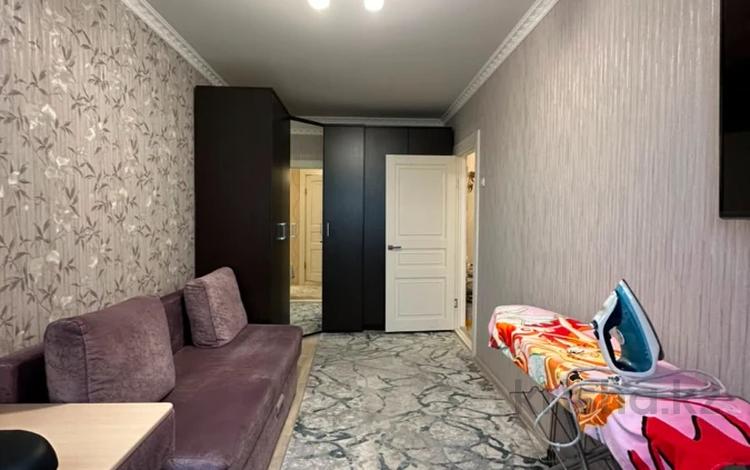 3-бөлмелі пәтер · 70 м² · 4/5 қабат, 2 ш/а., Братьев Жубановых, бағасы: 21.5 млн ₸ в Актобе, мкр 8 — фото 2