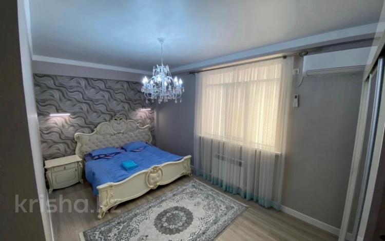 1-комнатная квартира · 36 м² · 2/5 этаж, Биржан Сал за 2 500 〒 в Талдыкоргане — фото 2