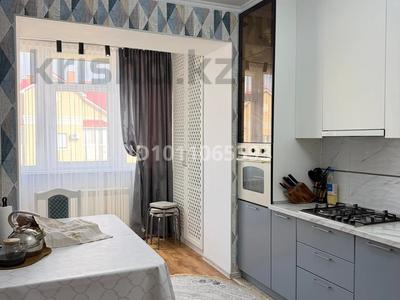 3-бөлмелі пәтер · 100 м² · 5/5 қабат, мкр. Алтын орда, Тауелсиздик 5 — Гипермаркет Дина, бағасы: 36.5 млн ₸ в Актобе