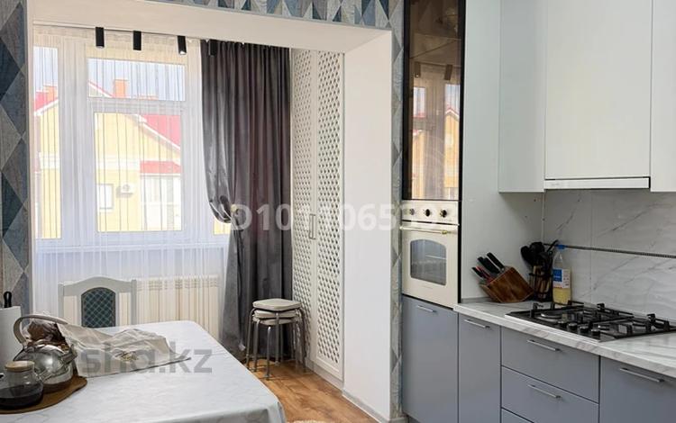 3-бөлмелі пәтер · 100 м² · 5/5 қабат, мкр. Алтын орда, Тауелсиздик 5 — Гипермаркет Дина, бағасы: 36.5 млн ₸ в Актобе — фото 2
