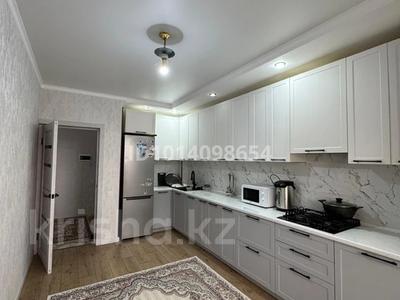 3-бөлмелі пәтер · 95.4 м² · 1/5 қабат, Ескі аэропорт ш/а., Кеменгер 41 — Сзади супермаркетов Алтындар и Пешеход, бағасы: 37 млн ₸ в Уральске, мкр Старый Аэропорт