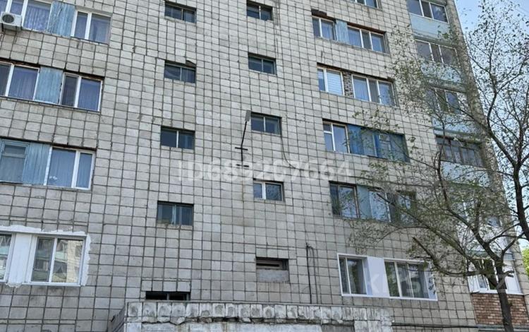 1-комнатная квартира, 34 м², 8/9 этаж, Энергетиков 83 за ~ 8.2 млн 〒 в Экибастузе — фото 2