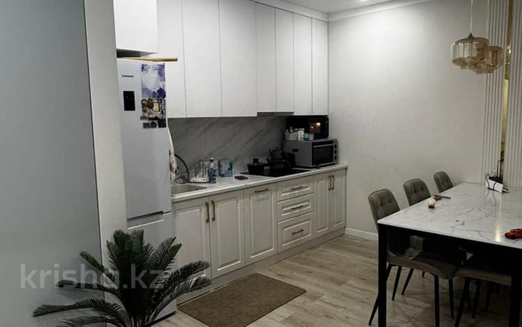 2-бөлмелі пәтер · 51 м² · 8/9 қабат, Райымбек батыра — Наурызбен өтеді, бағасы: 33 млн ₸ в  — фото 2