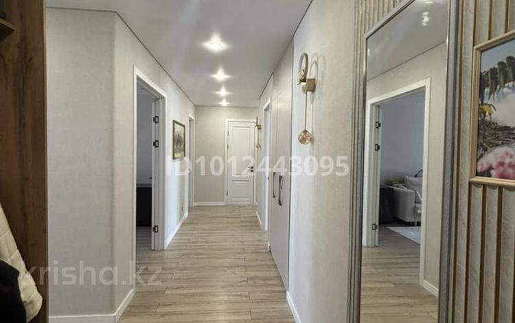 4-бөлмелі пәтер · 120 м² · 8/16 қабат, Абикен Бектурова 11/1, бағасы: 88.5 млн ₸ в Астане, Нура р-н — фото 2