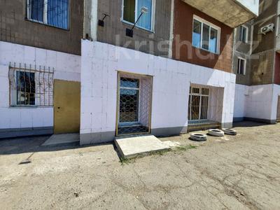 Свободное назначение, офисы, магазины и бутики, салоны красоты, бани, гостиницы и зоны отдыха, фитнес и спорт, медцентры и аптеки, образование, развлечения, кабинеты и рабочие места · 104 м² за 450 000 〒 в Караганде, Казыбек би р-н