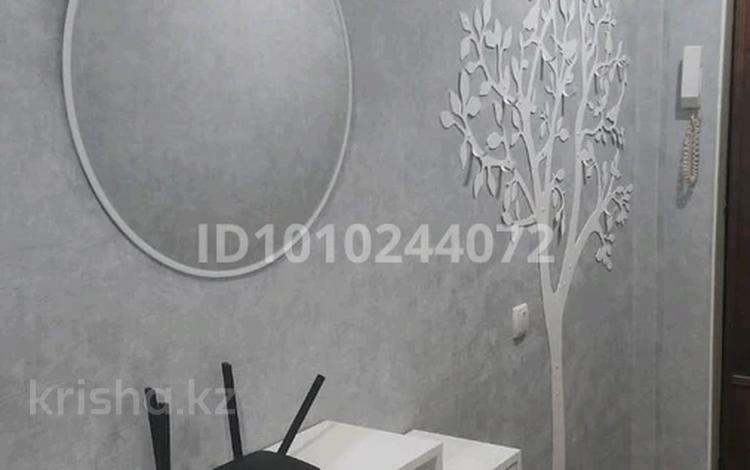 2-комнатная квартира · 47 м² · 1/5 этаж, Доспанова 69 — Магазин Урал центр за 200 000 ₸ в Уральске, мкр Школьник — фото 10