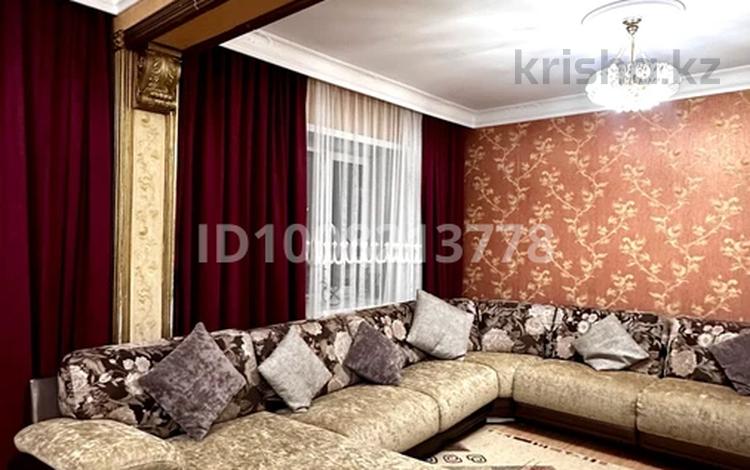 6-бөлмелі пәтер · 150 м² · 3/3 қабат, Утепова 43, бағасы: 87 млн ₸ в Усть-Каменогорске — фото 2