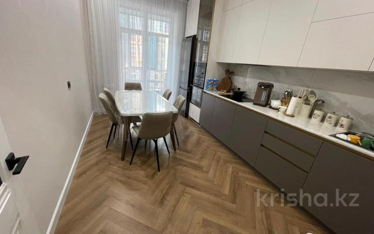 4-комнатная квартира · 111 м² · 7/10 этаж, мкр Юго-Восток, букетова за 70 млн ₸ в Караганде, Казыбек би р-н — фото 14
