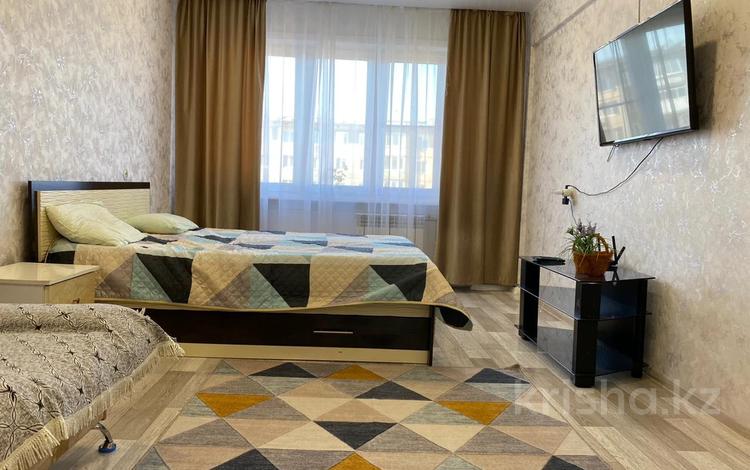 1-комнатная квартира · 50 м² · 3/5 этаж, Виноградова 12 за 10 000 ₸ в Усть-Каменогорске, Ульбинский — фото 181