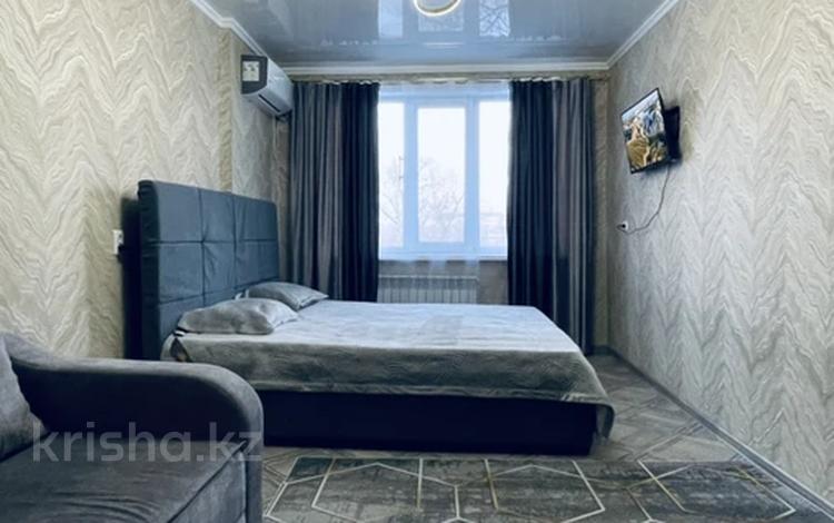 1-комнатная квартира · 35 м² · 5/5 этаж, Виноградова 17 за 10 000 ₸ в Усть-Каменогорске, Ульбинский — фото 241