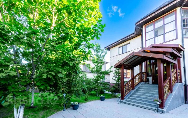 Дом · 4 комнаты · 520 м², Айша биби 52 за 650 000 〒 в Астане, Нура р-н — фото 2