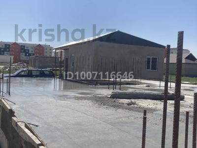 Отдельный дом · 2 комнаты · 90 м² · 8 сот., мкр Улы Дала за 20 млн 〒 в Таразе