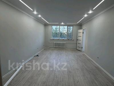 1-бөлмелі пәтер · 52 м² · 1/5 қабат, Каратал 17/2, бағасы: 17.5 млн ₸ в Талдыкоргане