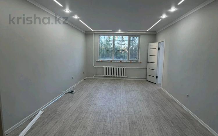 1-бөлмелі пәтер · 52 м² · 1/5 қабат, Каратал 17/2, бағасы: 17.5 млн ₸ в Талдыкоргане — фото 2