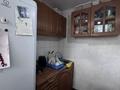 2-бөлмелі пәтер · 44 м² · 5/5 қабат, Майкудук, 17й микрорайон — Реал супермаркет, бағасы: 12.3 млн ₸ в Караганде, Алихана Бокейханова р-н — фото 11