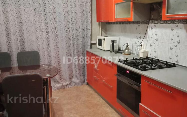 3-бөлмелі пәтер, 64 м², 1/2 қабат, Рудная 31/4 — Старый город, бағасы: 11 млн 〒 в Алтае — фото 2