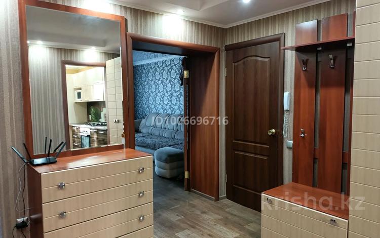 3-комнатная квартира · 65 м² · 5/5 этаж, Гашека 12 за 230 000 〒 в Костанае — фото 2