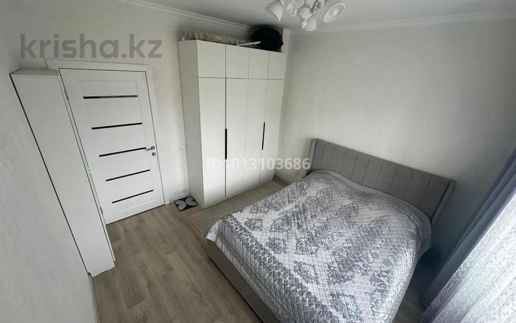 3 комнаты · 82 м² · 5/10 этаж, мкр Юго-Восток, проспект Шахтеров за 100 000 ₸ в Караганде, Казыбек би р-н — фото 2