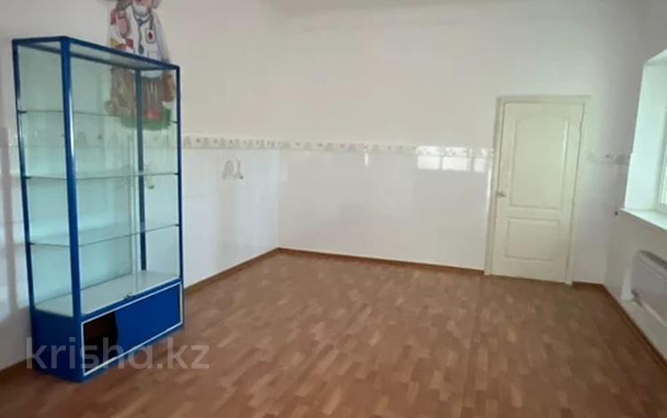 Еркін, білім орталықтары · 380 м², бағасы: 68 млн ₸ в  — фото 2