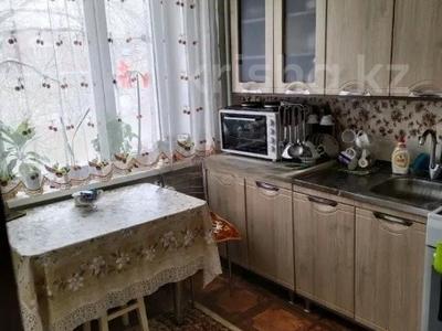 3-бөлмелі пәтер · 60 м² · 3/5 қабат, Старый город, 8 МАРТА, бағасы: 12 млн ₸ в Актобе