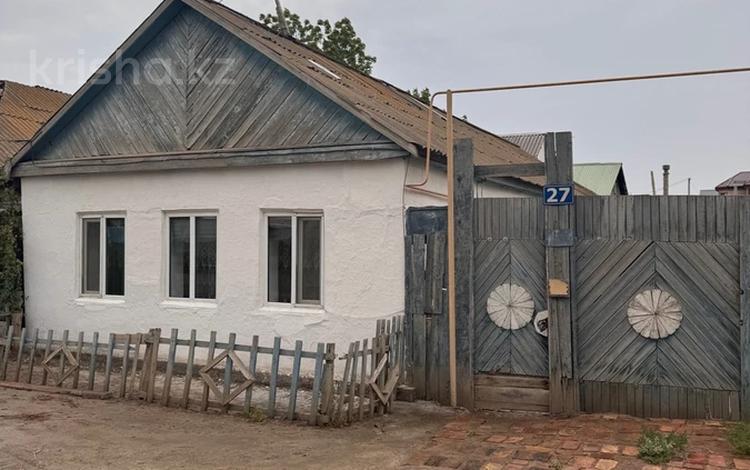 Отдельный дом · 2 комнаты · 72 м² · 3 сот., Боран Нысанбаева 27 — Кит край, №4 школа за 9.5 млн 〒 в Атырау — фото 2
