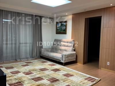 3-бөлмелі пәтер · 95 м², проспект Кошкарбаева 2, бағасы: 400 000 ₸ в Астане, Сарайшык р-н