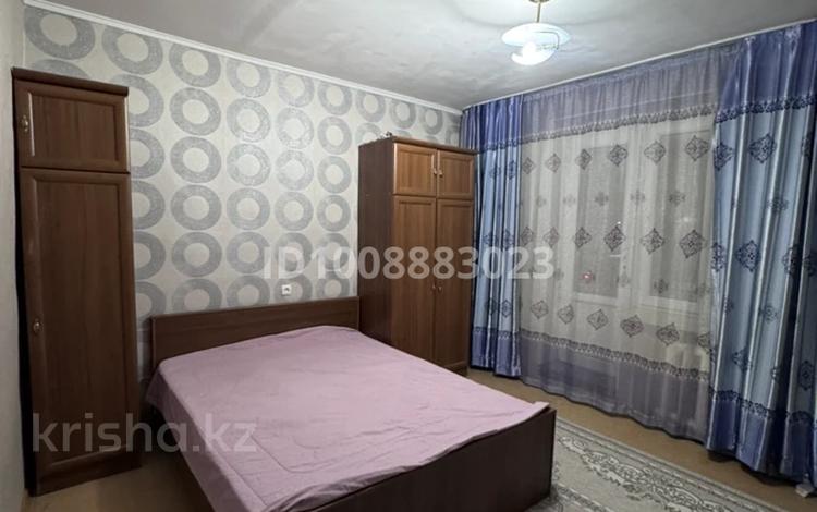 3-комнатная квартира · 60 м² · 3/5 этаж, Толе Би 116 за 150 000 〒 в Таразе — фото 2